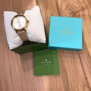 Kate Spade New York Metro 0586 Women's Beige Leather Analog Gold Dial Watch